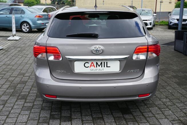 Toyota Avensis polski salon, atrakcyjny przebieg Opole - zdjęcie 5