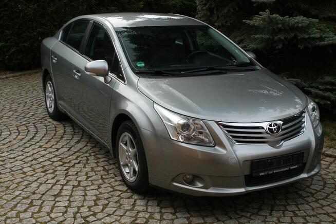 Toyota Avensis 147 KM Benzyna Przebieg 96 tys km Sedan Lubań - zdjęcie 3
