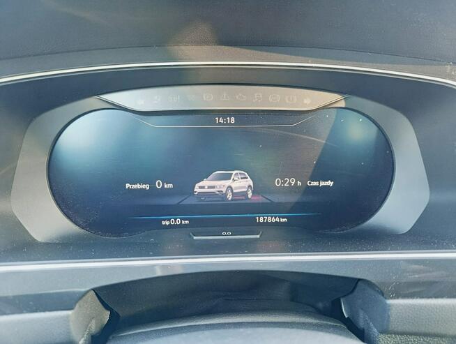 Volkswagen Tiguan 4x4 virtual cocpit Otwock - zdjęcie 4
