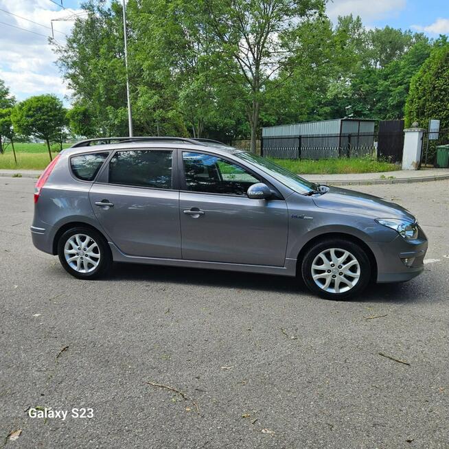Hyundai i30 i30cw 1.4 blue Comfort Mikołów - zdjęcie 8