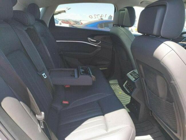 Audi e-tron 2020, 4x4, od ubezpieczalni Sulejówek - zdjęcie 7