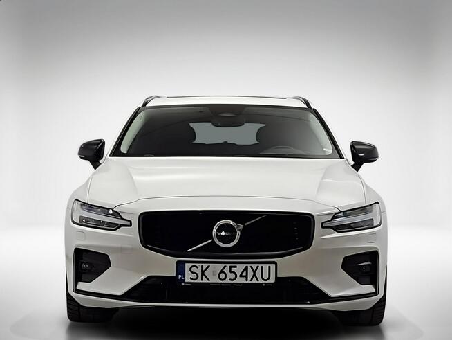 Volvo V60 B4 D Plus Dark aut  ! Z Polskiego Salonu ! Faktura VAT ! Warszawa - zdjęcie 8