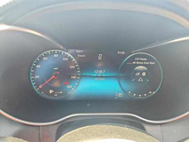 Mercedes C 300 4Matic / pakiet AMG / niski przebieg / mała szkoda Białystok - zdjęcie 9