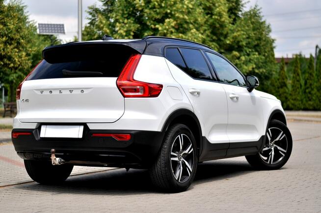 Volvo XC 40 1,5 Benzyna 130KM T2 Full Led Navi Pdc Full Opcja Płock - zdjęcie 9