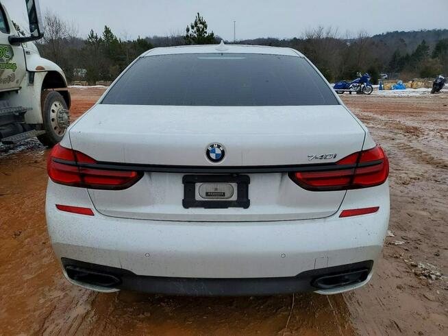 BMW 740 / Head Up / M-pakiet / niski przebieg / Tarnów - zdjęcie 6
