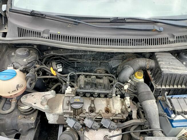 Volkswagen Fox 1.2 05r Tarnów - zdjęcie 8