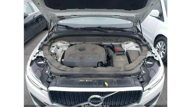 Volvo XC 60 AWD / T6 MOMENTUM / niski przebieg Warszawa - zdjęcie 11