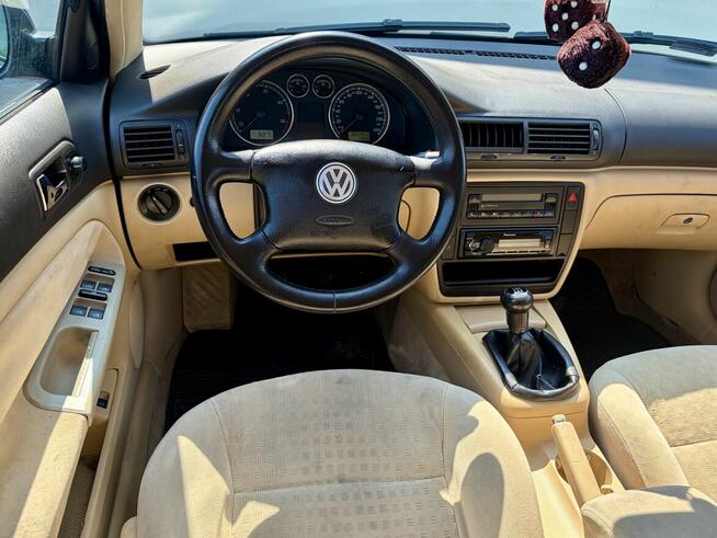 VW Passat Kombi 1.9 TDI 2003 - duży serwis / KOLOR / WNĘTRZE Legionowo - zdjęcie 9