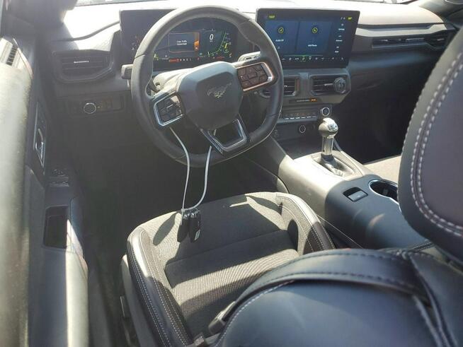 FORD MUSTANG / 2.3 Wrocław - zdjęcie 8