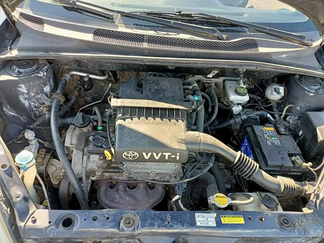 Toyota Yaris 1.0 04r Tarnów - zdjęcie 8