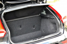 Volvo V40 2,0 D2 2017 Rok Lift Full Led Climatronic Navi Pdc Serwis Płock - zdjęcie 11