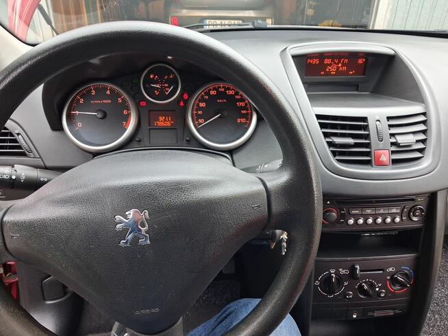 Peugeot 207 1.4 benz 88km Swarzędz - zdjęcie 11
