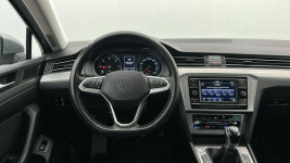 Volkswagen Passat 2.0 TDI EVO 150 KM 6 biegów Essence Warszawa - zdjęcie 10