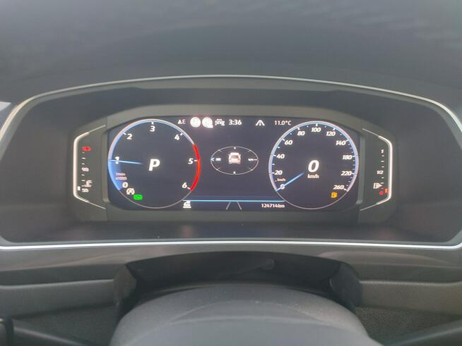 Volkswagen Tiguan Krajowy fv23 4x4  kamery 360 Otwock - zdjęcie 5