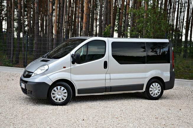 Opel Vivaro 2.0 CDTI 115KM 8 Osób! Super Stan! Zobacz!!! Ostrów Mazowiecka - zdjęcie 11