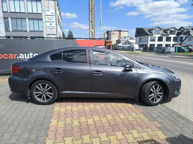 Toyota Avensis 2.0 Valvematic 152KM GAZ LPG Klimatronic Łuków - zdjęcie 3