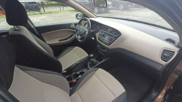 Hyundai i20 bardzo zadbany,  pierwszy właściciel, niski przebieg Tomaszów Mazowiecki - zdjęcie 3