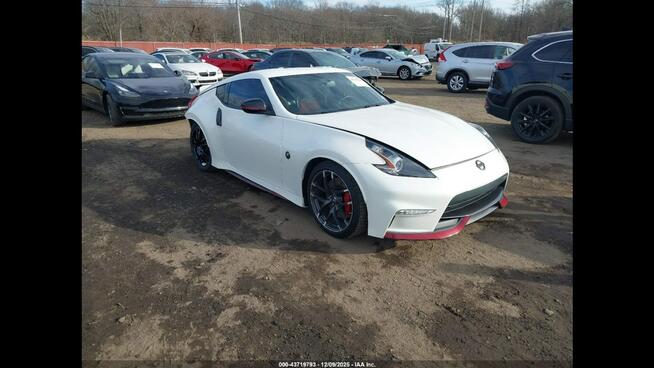 Nissan 370 Z NISMO / Automat / niski przebieg Chwaszczyno - zdjęcie 3