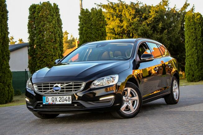 Volvo V60 150KM Navi Ledy Podgrzewane Fotele Tempomat Parktronik Ostrów Mazowiecka - zdjęcie 9