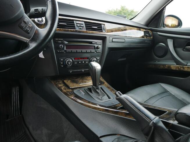 E92 Coupe 3.0 328xi 230KM xDrive 4x4 AWD -Automat -Bardzo zadbana Goczałkowice-Zdrój - zdjęcie 9