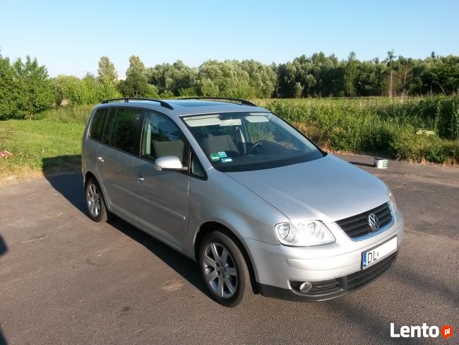 SPRZEDAM VW TOURAN TDI 2004 2,0 100kW srebrny matalic Legnica - zdjęcie 1