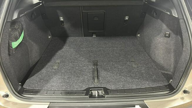 Volvo XC 40 B3 Core automat benzyna Warszawa - zdjęcie 11