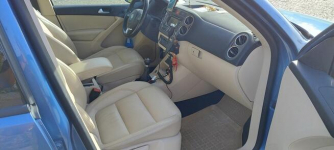 Volkswagen Tiguan z 2010 r. 2.0 TSI 4 Motion o mocy 170 KM b Strzegom - zdjęcie 10