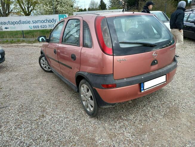 1.2 benzynka fajna Corsa do miasta Fasty - zdjęcie 6