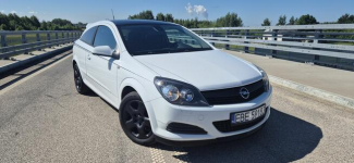 Opel ASTRA H 1.6 GTC 08r.zDeGw.pOryDoinZar.blackAndWhite.164