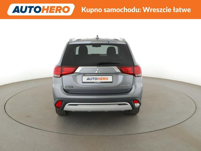 Mitsubishi Outlander automat navi kamera auto klima pdc Warszawa - zdjęcie 6