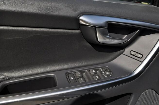 VOLVO XC60 2.0 D3 150KM Salon PL VAT23% Automat BLIS ACC HAK Warszawa - zdjęcie 10