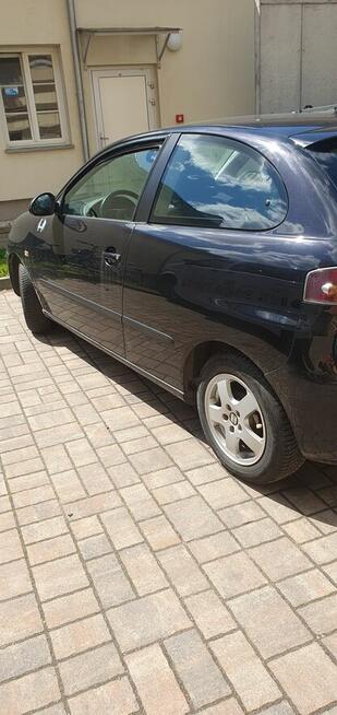 Syndyk sprzeda samochód osobowy Poznań - zdjęcie 4