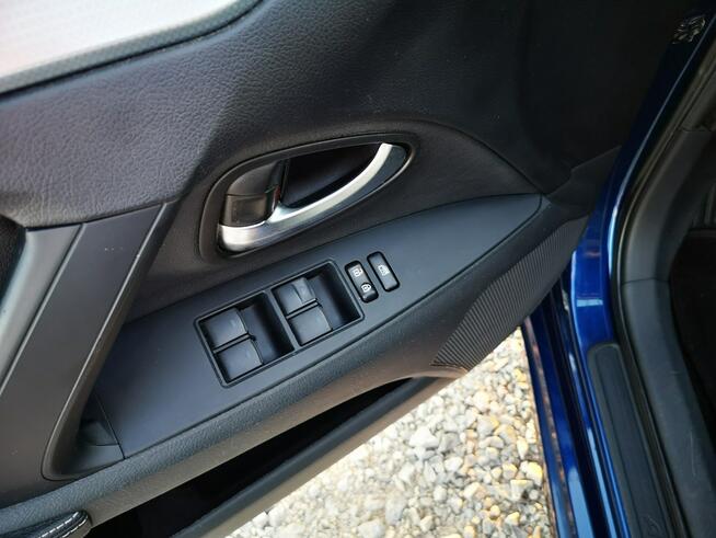Toyota Avensis Rawa Mazowiecka - zdjęcie 10