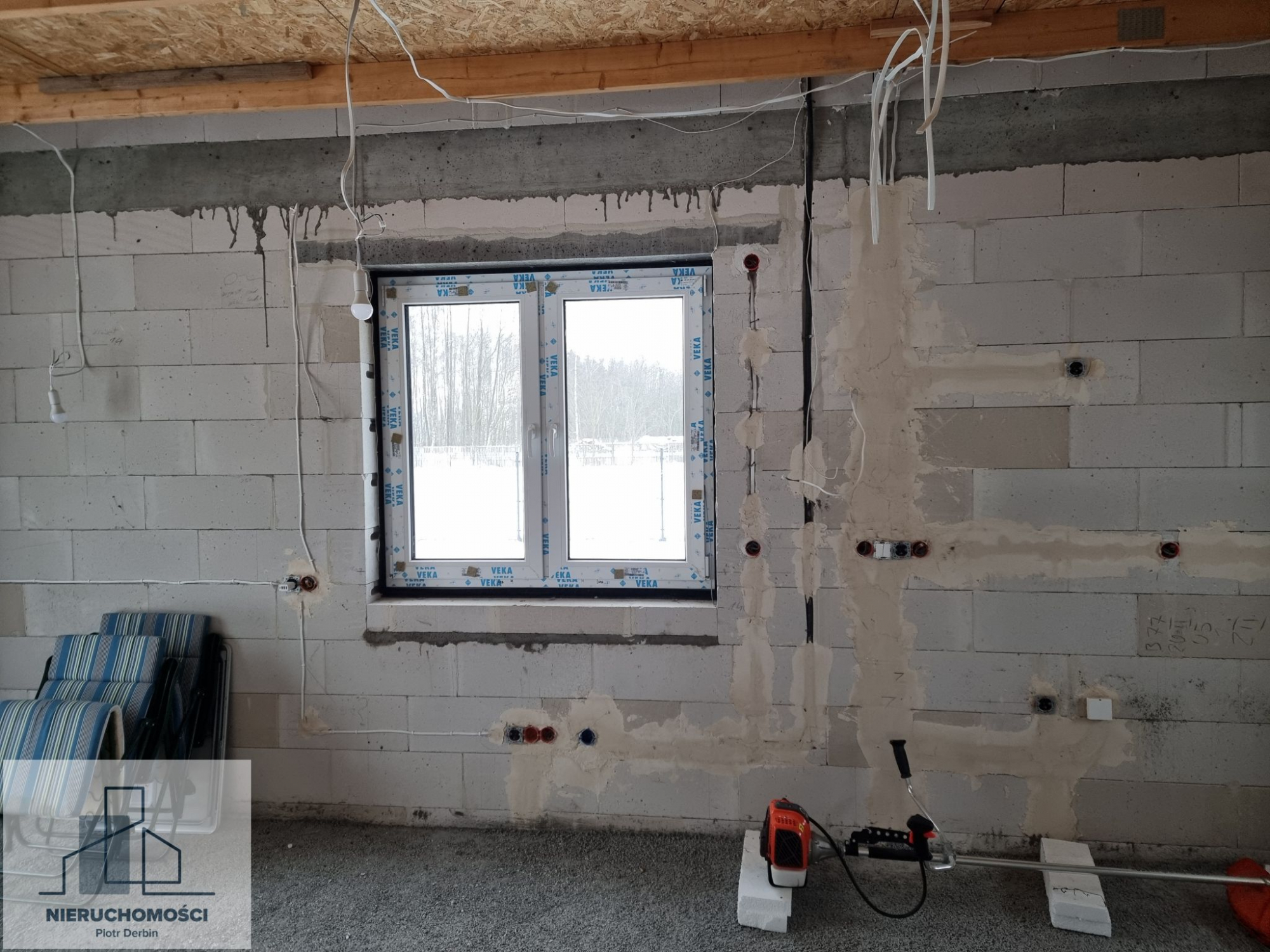 Parterowy dom z dużą działką w cenie mieszkania. 900 m do PKP Studzianki - zdjęcie 11