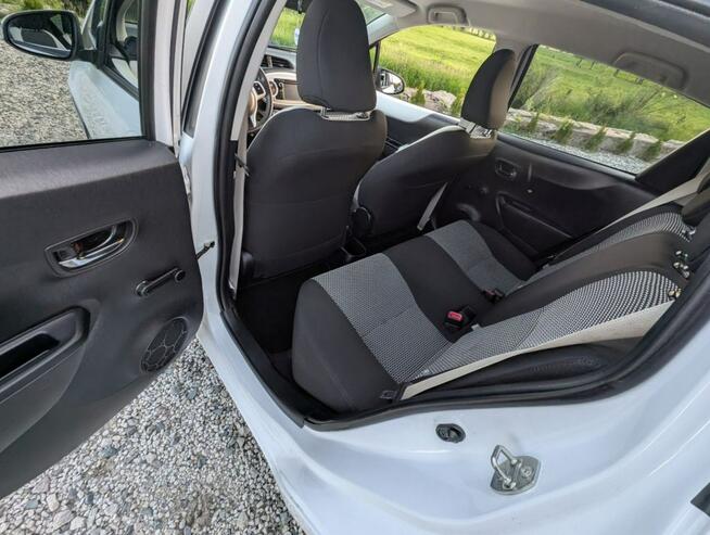 Toyota Yaris Kamienna Góra - zdjęcie 12