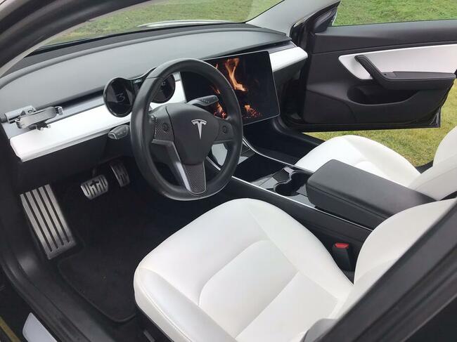Sprzedam Tesla 3 elektryk Long Range, AWD, Dual motor z 2019 Knurów - zdjęcie 8