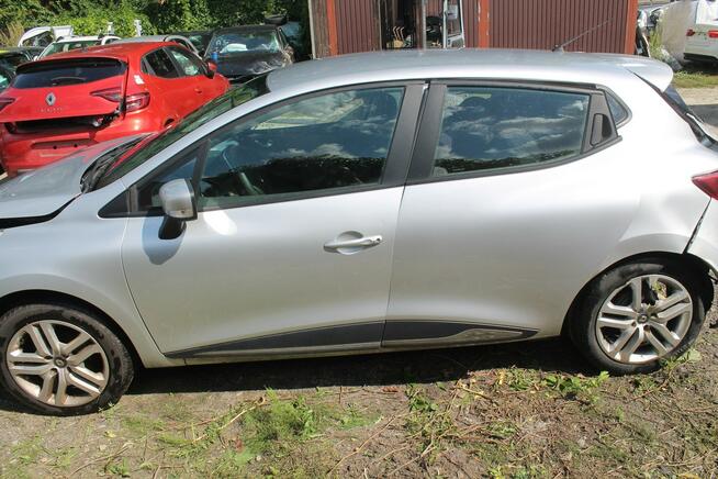Renault Clio Ostrów Wielkopolski - zdjęcie 8