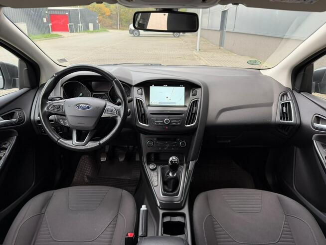 Ford Focus 1.0 125KM Bogate wyposażenie Hak Podgrzewana kierownica Wrocław - zdjęcie 7