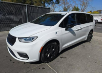 Chrysler Pacifica LIMITED / pakiet S / niski przebieg
