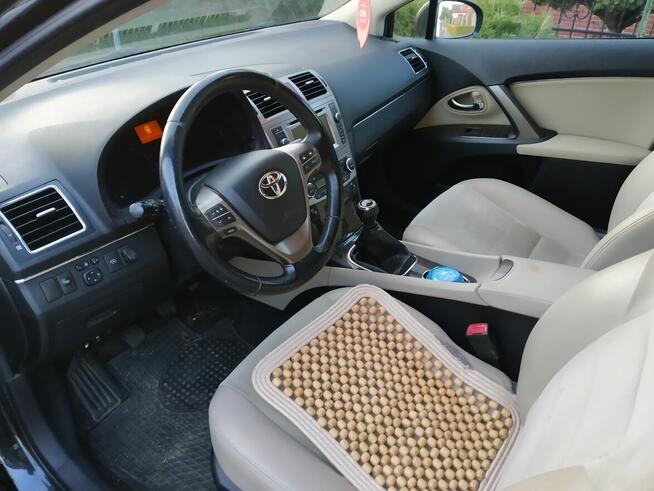 Sprzedam Toyotę Avensis T27 kombi Konin - zdjęcie 5
