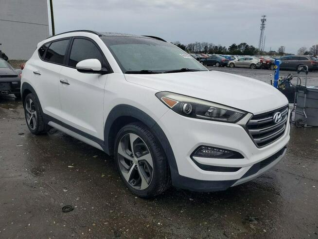 Hyundai Tucson / 4x4 / bogata wersja / niski przebieg / Tarnów - zdjęcie 1