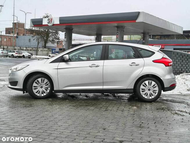 Ford Focus 1.6 Trend Tarnowskie Góry - zdjęcie 7