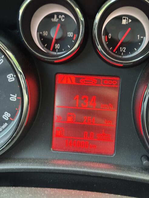 Opel Astra J Myślenice - zdjęcie 3