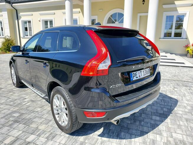 Volvo XC 60 xenon kamera progi 2.4d automat grzane fotele Drelów - zdjęcie 3