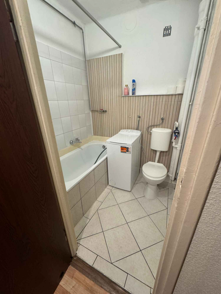 Wynajmę mieszkanie 39 m2 oś Kolorowe Nowa Huta - zdjęcie 3