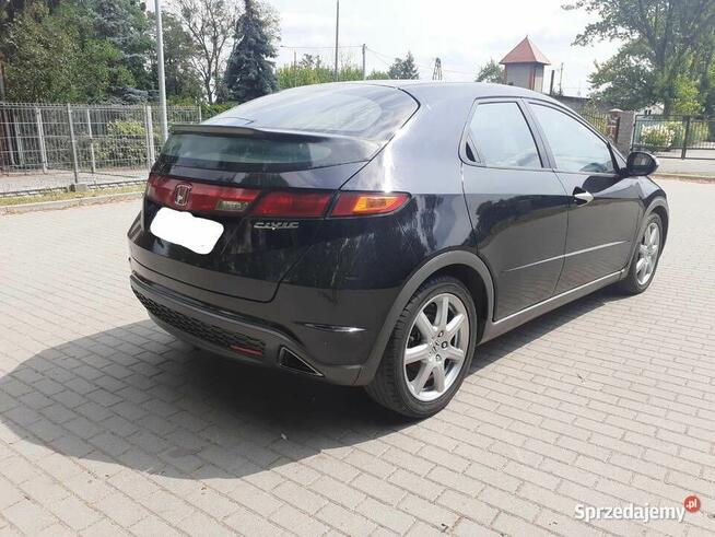 Honda Civic VIII 2.2i-CTDi Executive Wałdowo Szlacheckie - zdjęcie 6