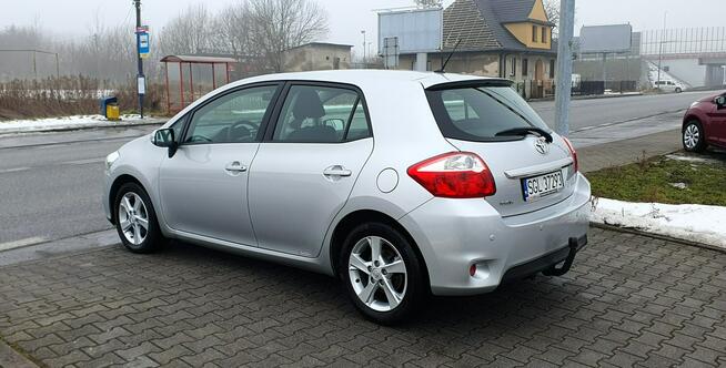 Toyota Auris Klimatronik 2 strefy/6 biegów/Tempomat/Hak/Alufelgi Przyszowice - zdjęcie 4