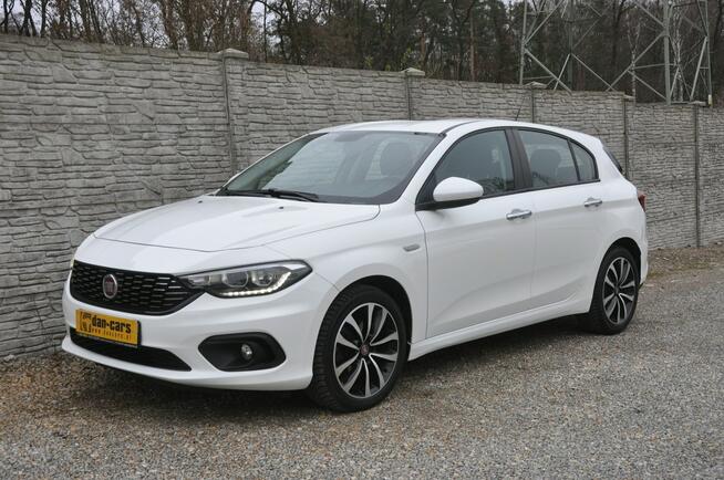 Fiat Tipo 1.4 95KM hatchback LED Bluetooth Czujniki Alufelgi Dąbrowa Górnicza - zdjęcie 1