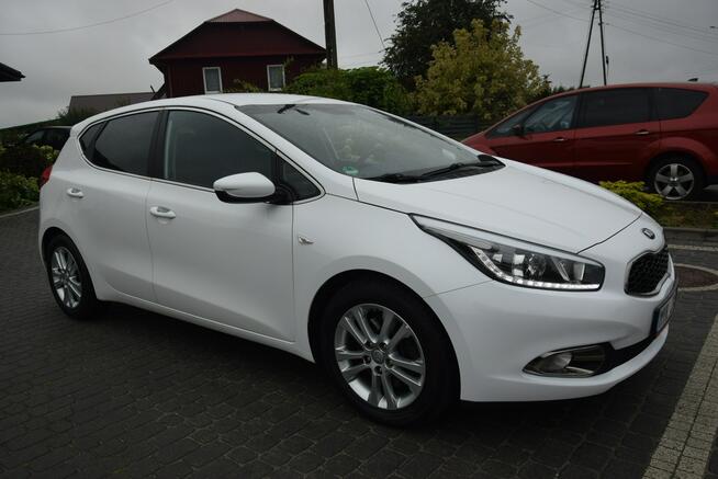 Kia Cee'd 1.4B 2015r Navi Kamera Led 142 Tys Km Sprowadzony Majdan Sieniawski - zdjęcie 9