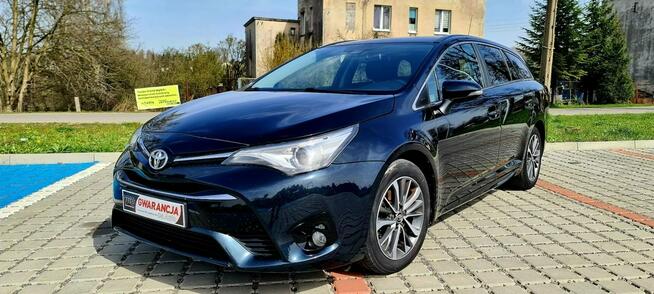 Toyota Avensis 1.6 D4D Touring Sport Executive Więcławice Stare - zdjęcie 2